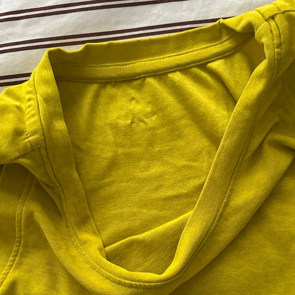 Beyond Yoga Balanced Muscle Tank - Lemon Citron - Picture 3 of 4